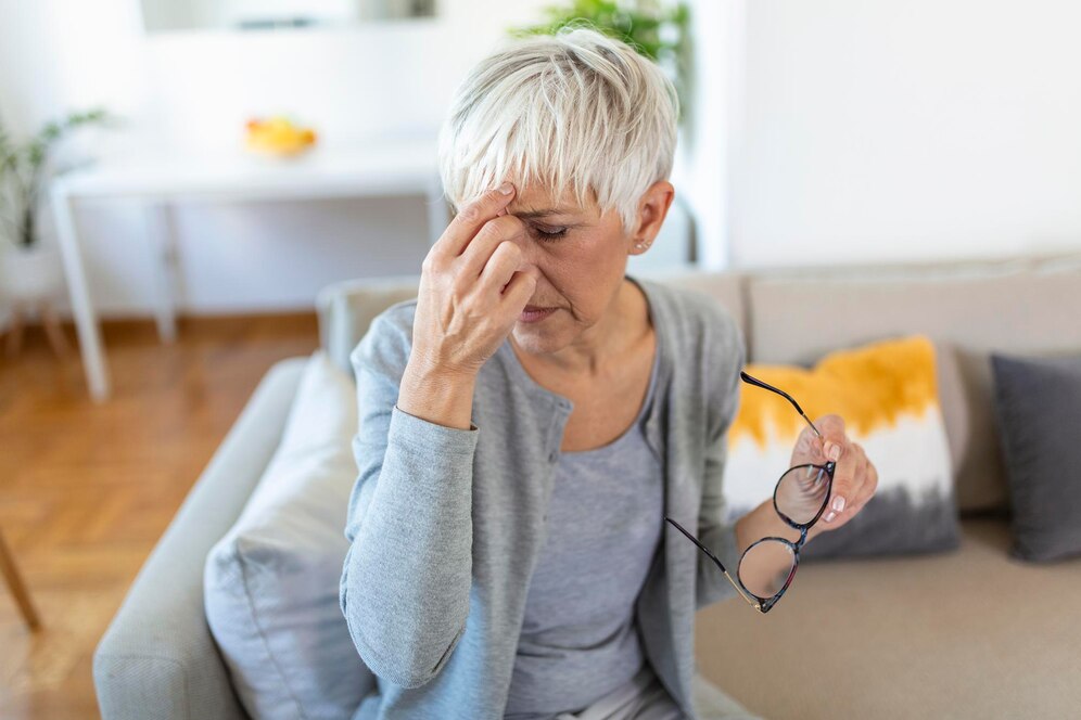 senior-woman-glasses-rubs-her-eyes-suffering-from-tired-eyes-ocular-diseases-concept_657921-1197.jpg